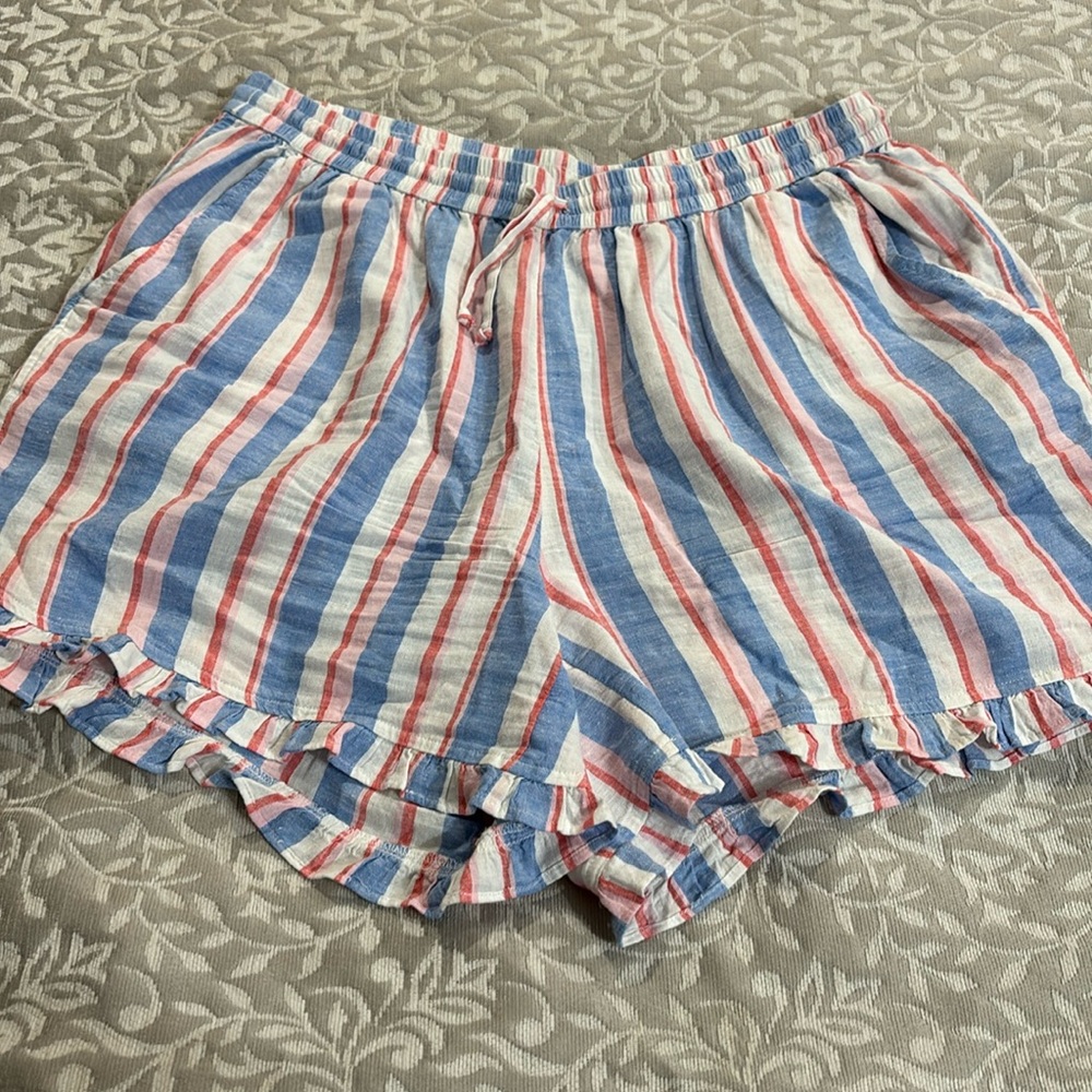 Crown and Ivy shorts size 1X